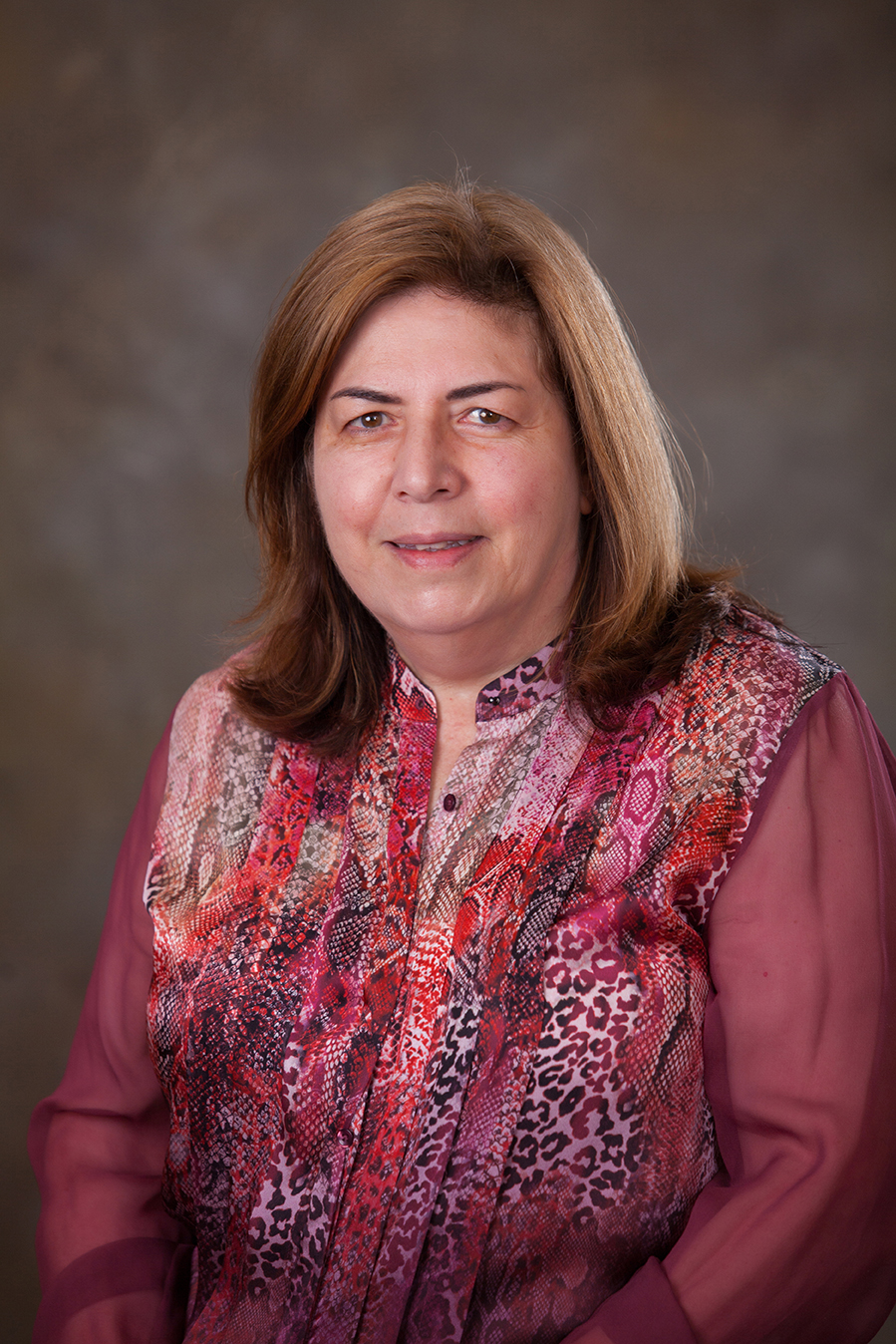 Dr. Lina Lattouf